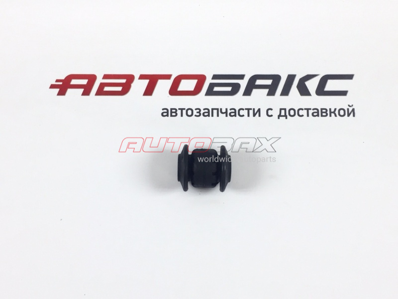 Front Control Arm Silent Block Q3 2012>