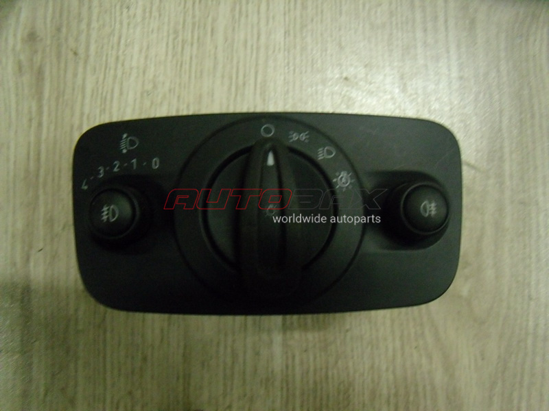 Light Control Unit (Switch) Fiesta 2008>