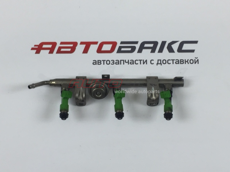 Fuel Rail (Ramp) Tribeca (B9/W10) 2005>